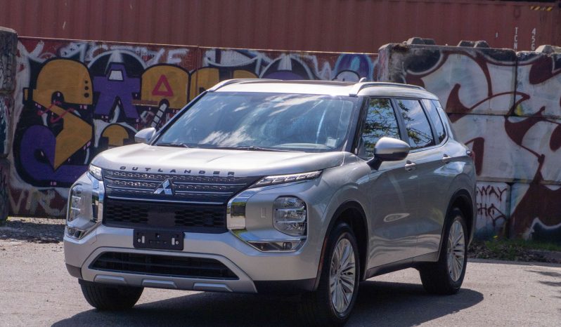 2024 Mitsubishi Outlander